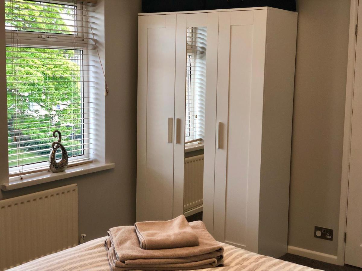 Ab - Top Floor 2 Bed Modern Town Centre Apartment With Parking For One Vehicle Stratford-upon-Avon Extérieur photo