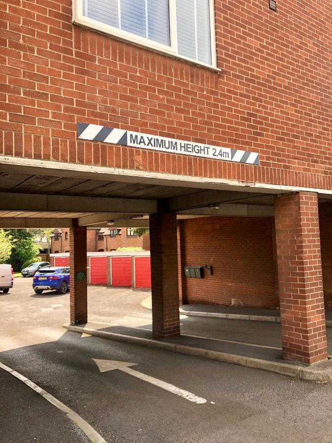 Ab - Top Floor 2 Bed Modern Town Centre Apartment With Parking For One Vehicle Stratford-upon-Avon Extérieur photo